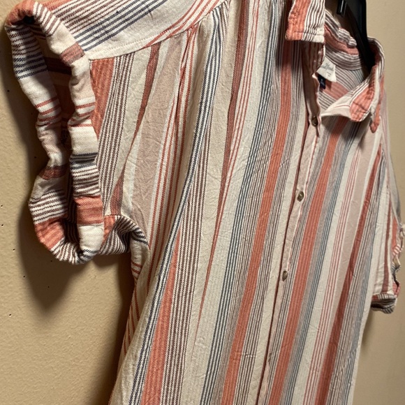 Universal Thread Blush Stripe Button Down - Picture 6 of 14